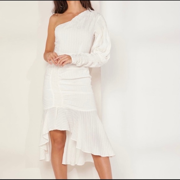 C/MEO Off White One Shoulder Dress - Picture 2 of 9